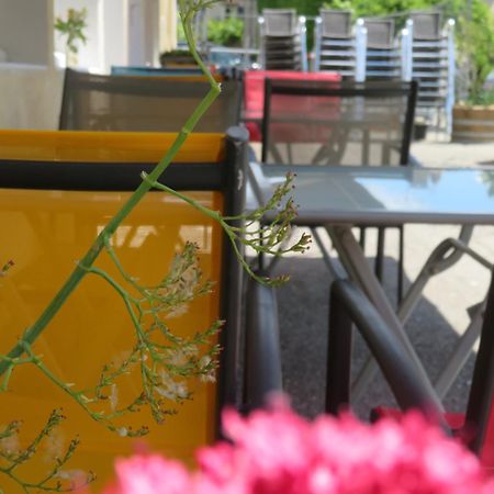 Auberge De La Petite Casserole Revest-des-Brousses 외부 사진